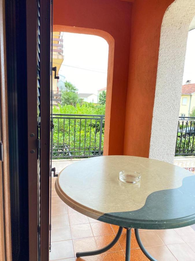 Apartmani Jelena Crikvenica Exterior foto