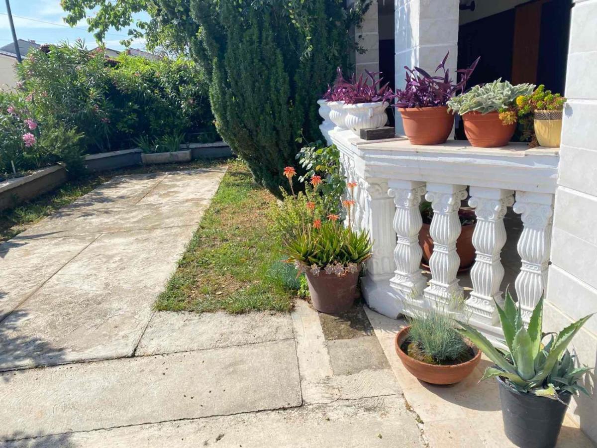 Apartmani Jelena Crikvenica Exterior foto